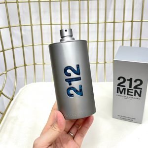 CAROLINA HERRERA 50ml 卡罗琳娜海莱拉 212男士淡香水 EDT